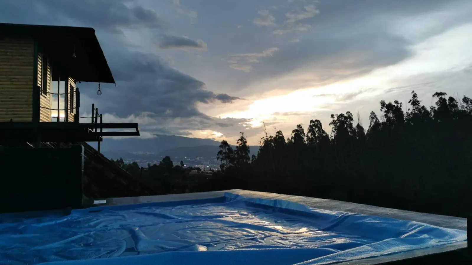 Clandestino Glamping Ecuador Hotel Quito Campsite
