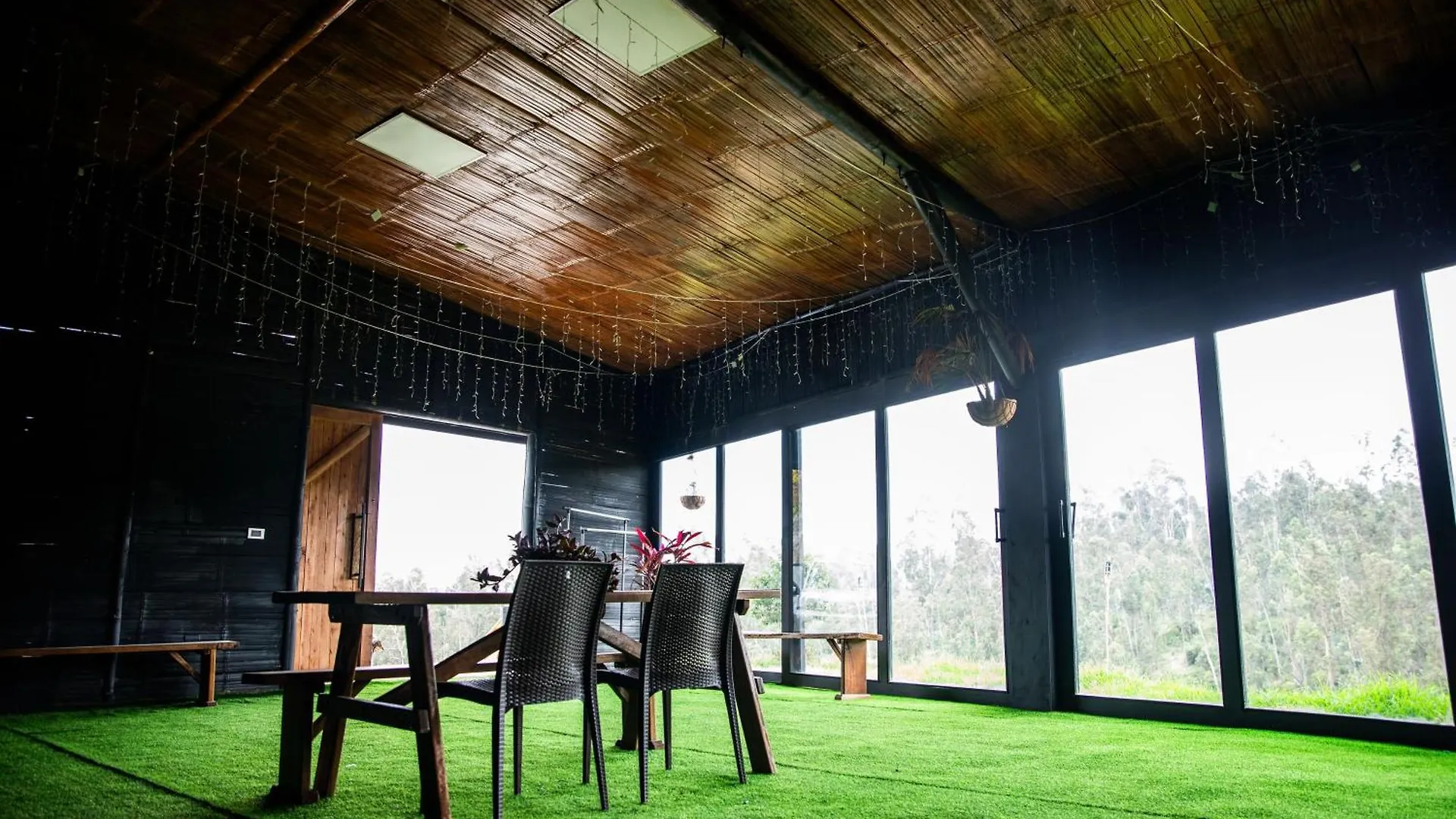 基多 Clandestino Glamping Ecuador酒店 0*,  厄瓜多尔